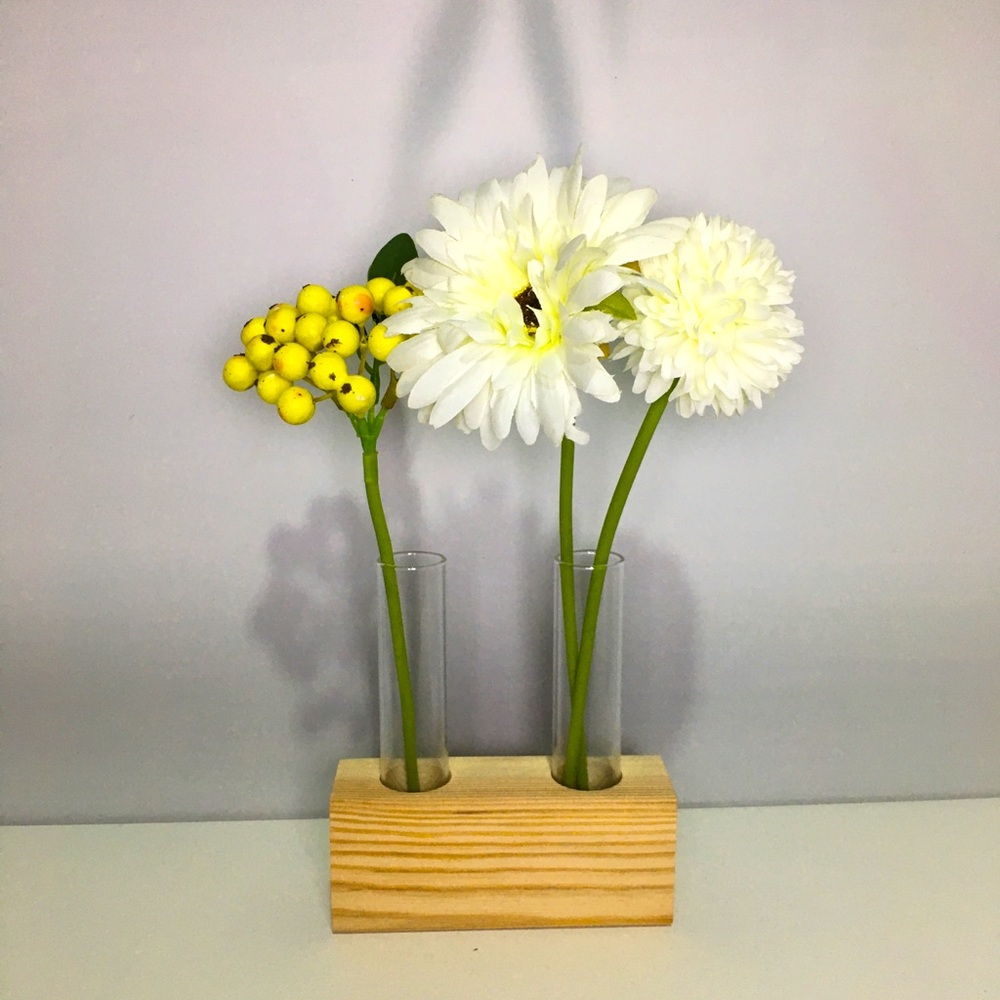 Glass vase